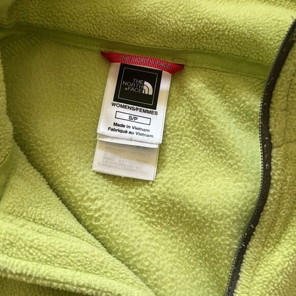 THE NORTH FACE WOMEN'S TKA GLACIER 1/4 ZIP PULLOVER FLEECE​​ - Picture 4 of 5